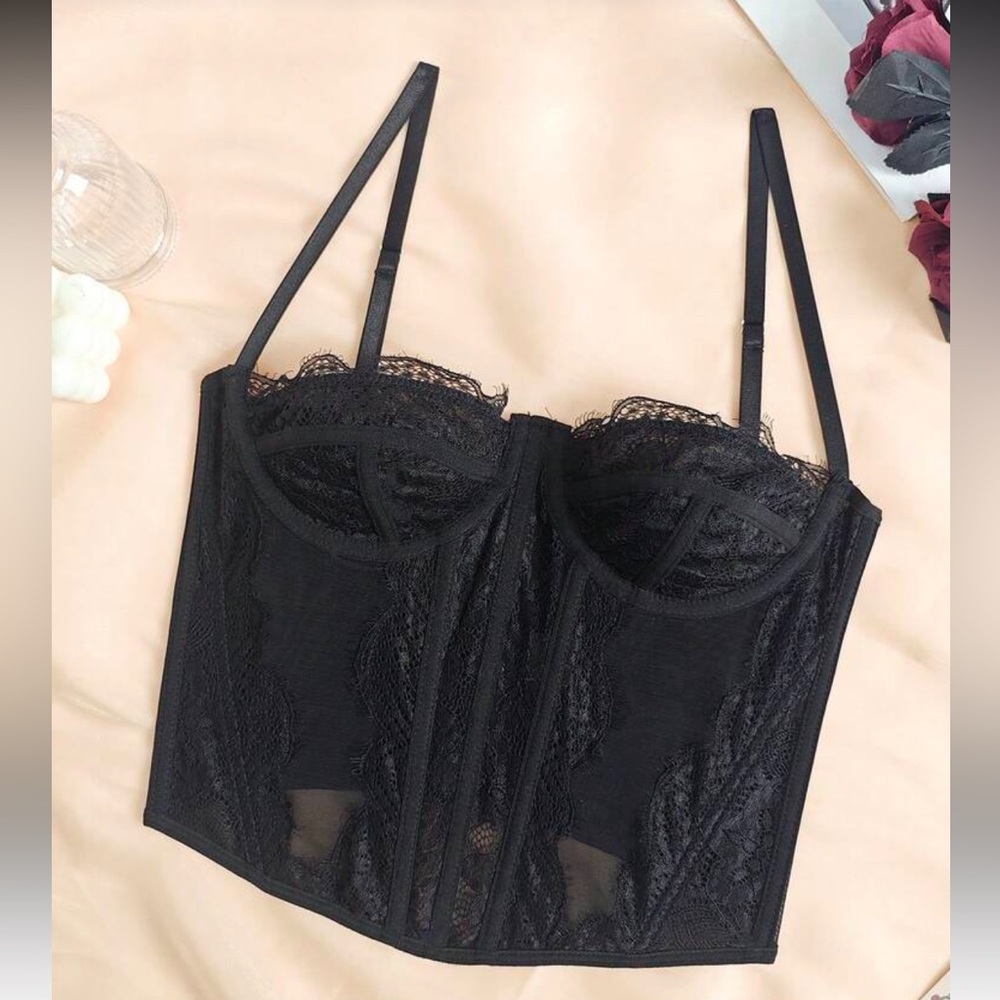 Luxe black corset crop top bralette - Picture 6 of 6